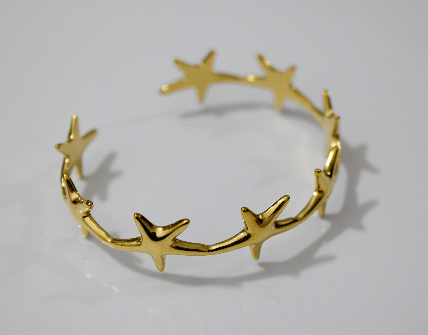 Brazalete Náyade dorado