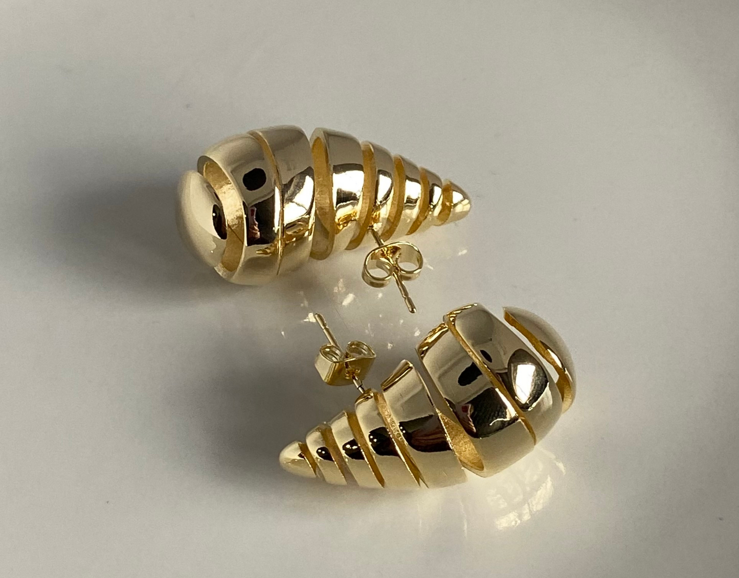 Aretes Armi