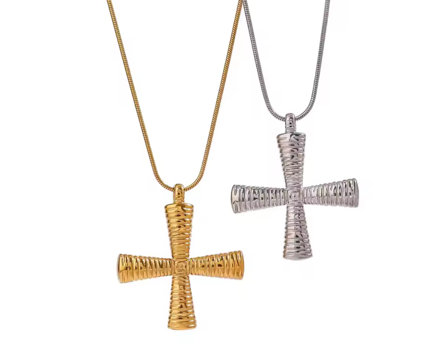 Joyería de mujer elegante de Emperatriz. Diseños modernos que reflejan poder y estilo