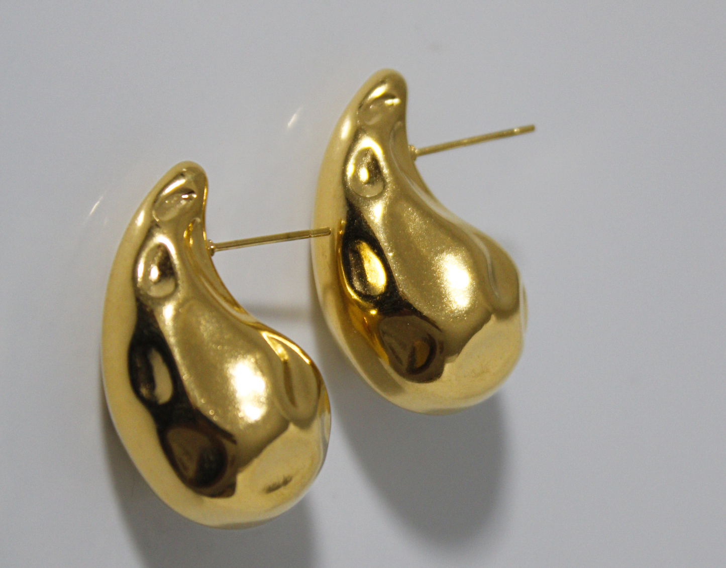 Aretes Regi Nova
