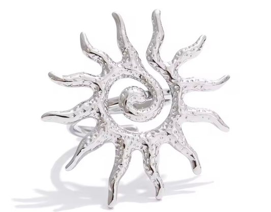 Joyería de mujer elegante de Emperatriz. Diseños modernos que reflejan poder y estilo