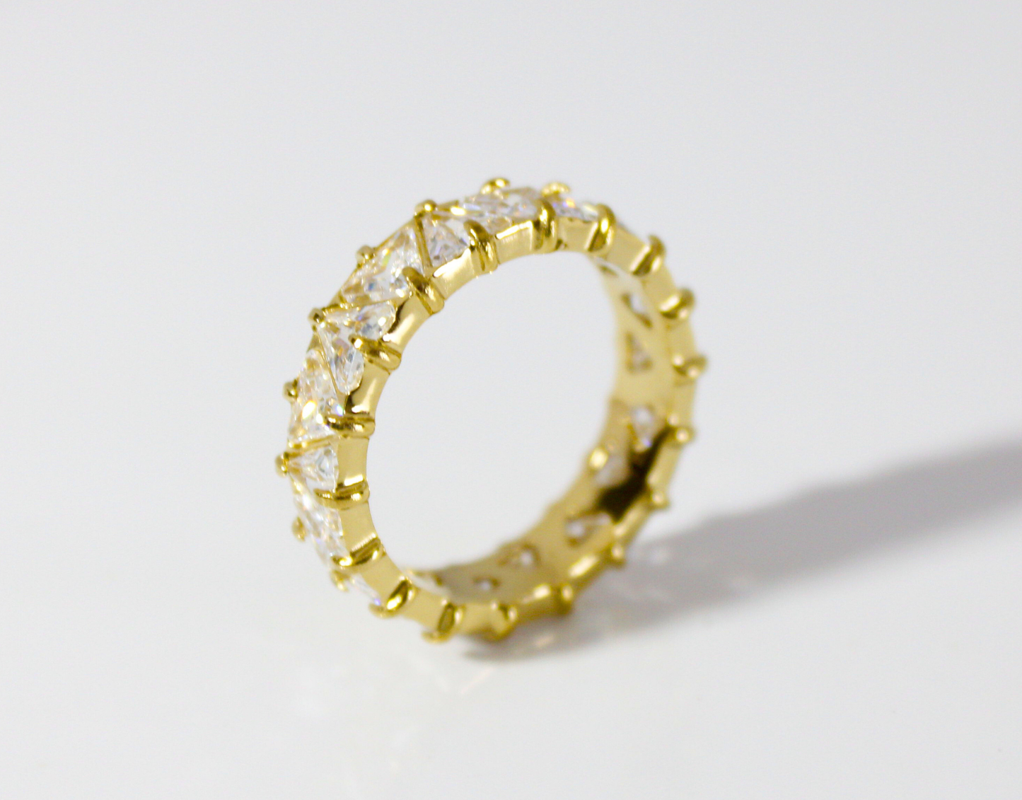 Anillo Oria dorado