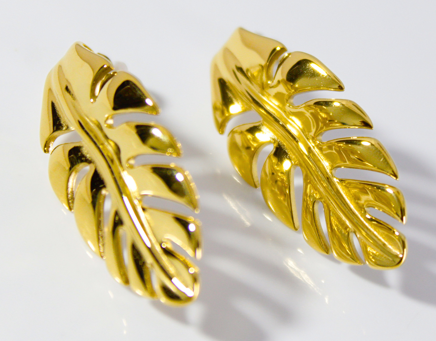 Aretes Verdea dorados