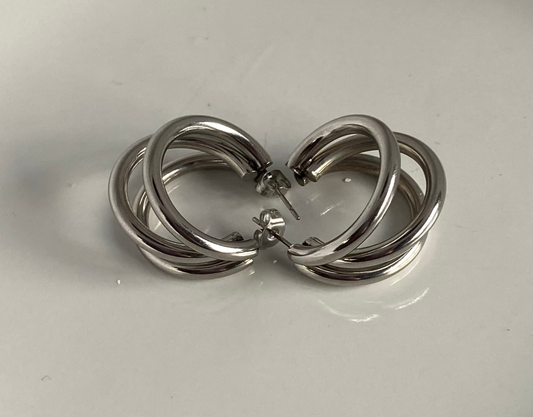 Aretes Febe plateados