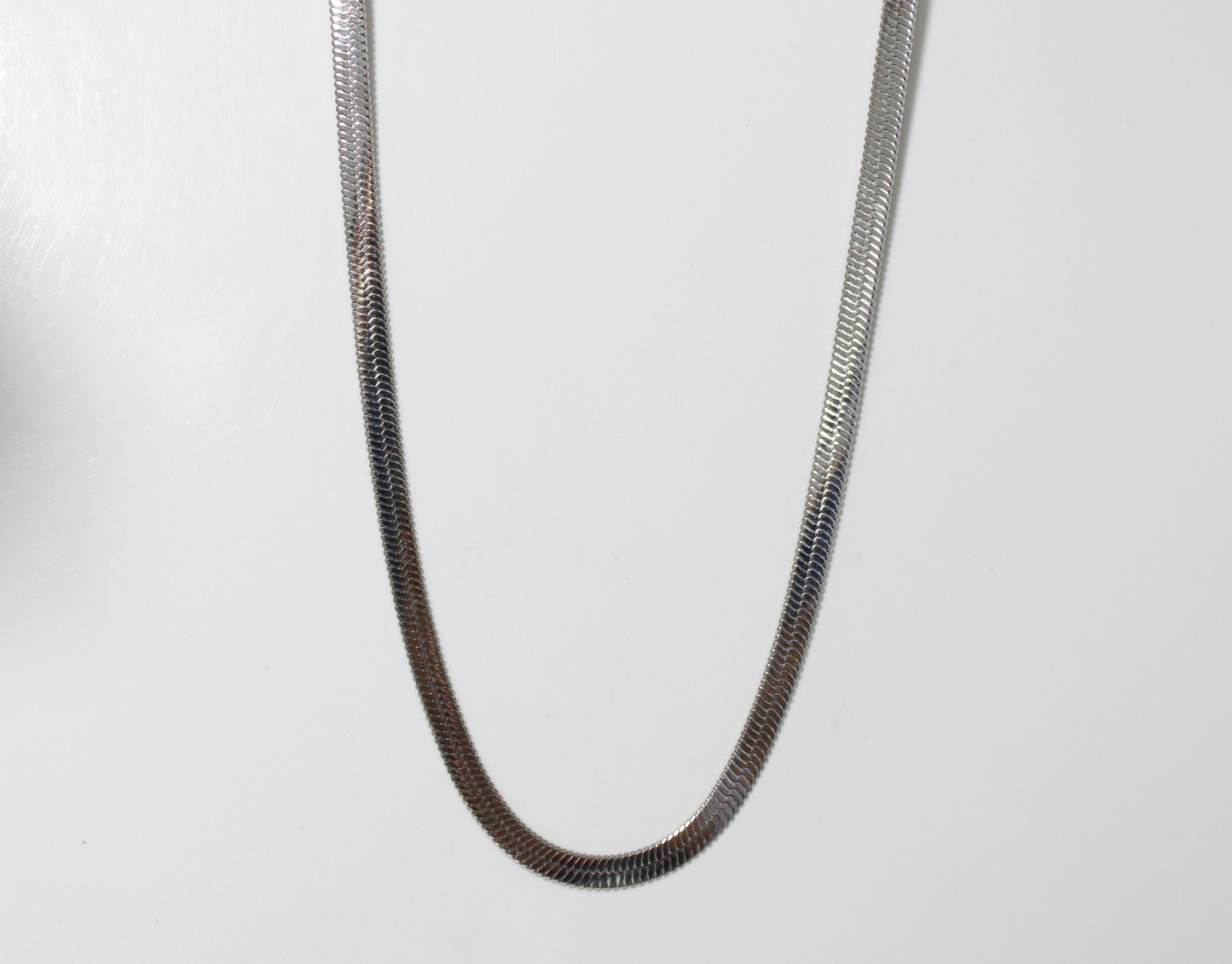 Collar Ura plateado