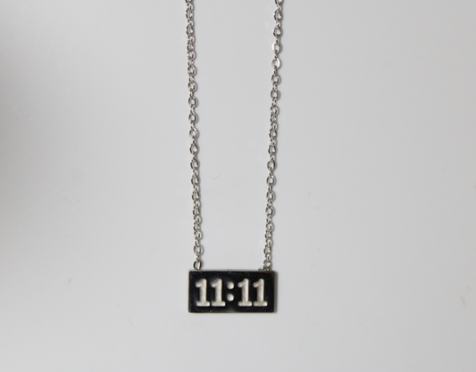 Collar 11:11 plateado